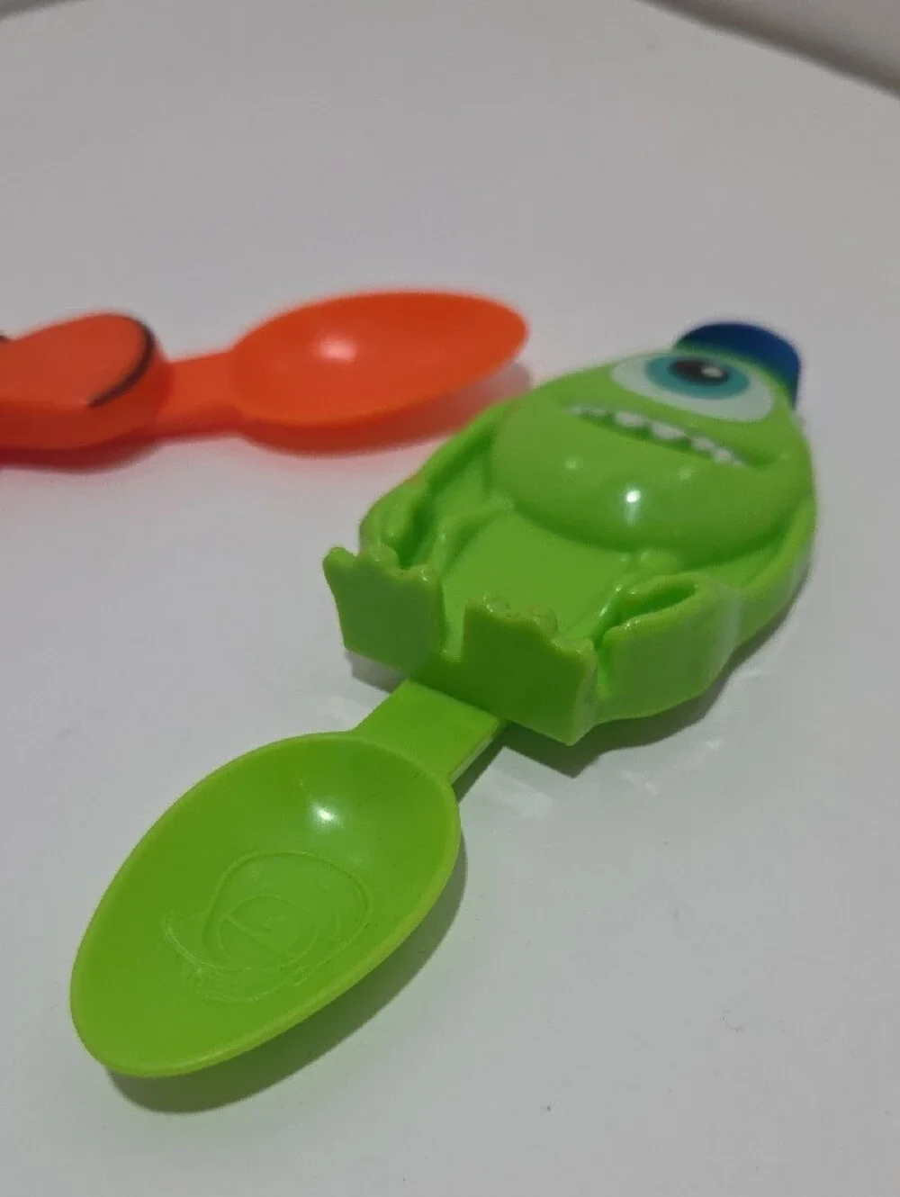 Kelloggs Cereal Disney Foldable Spoons